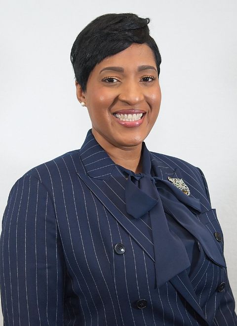 Shenee Rowe